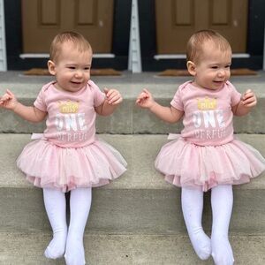 Carters | Pink "Miss One-Derful" Birthday Onesie & Tutu | Size 9 Months